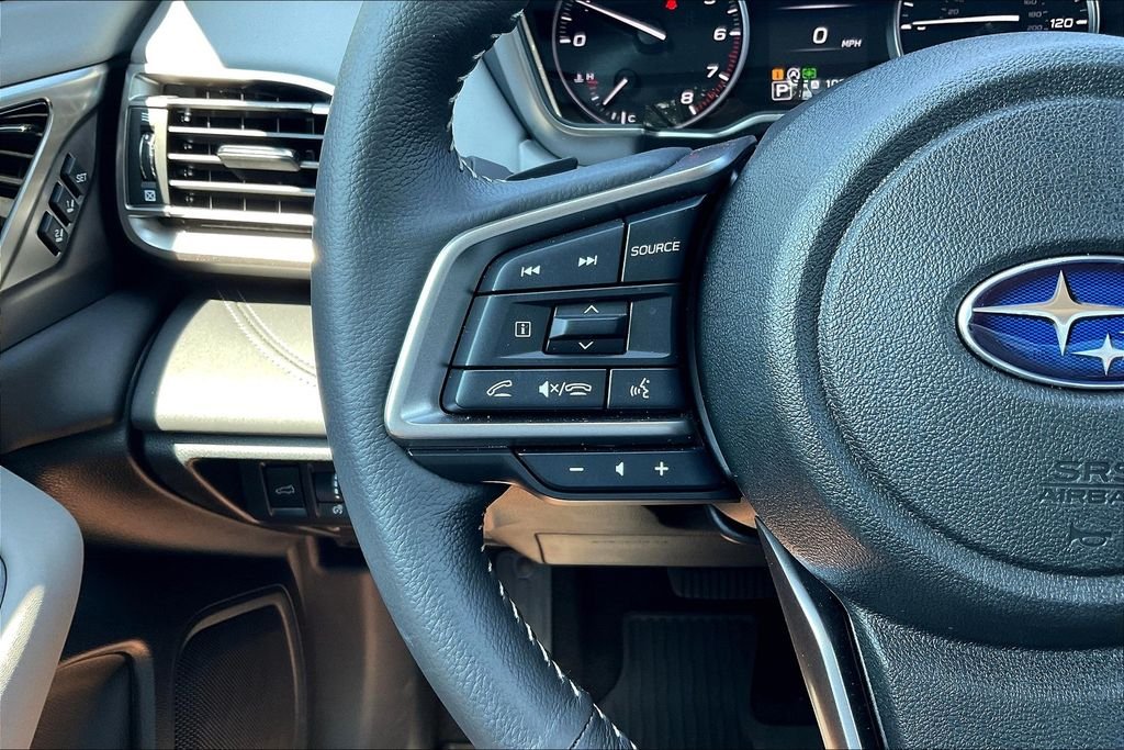 2025 Subaru Outback Limited - Photo 18