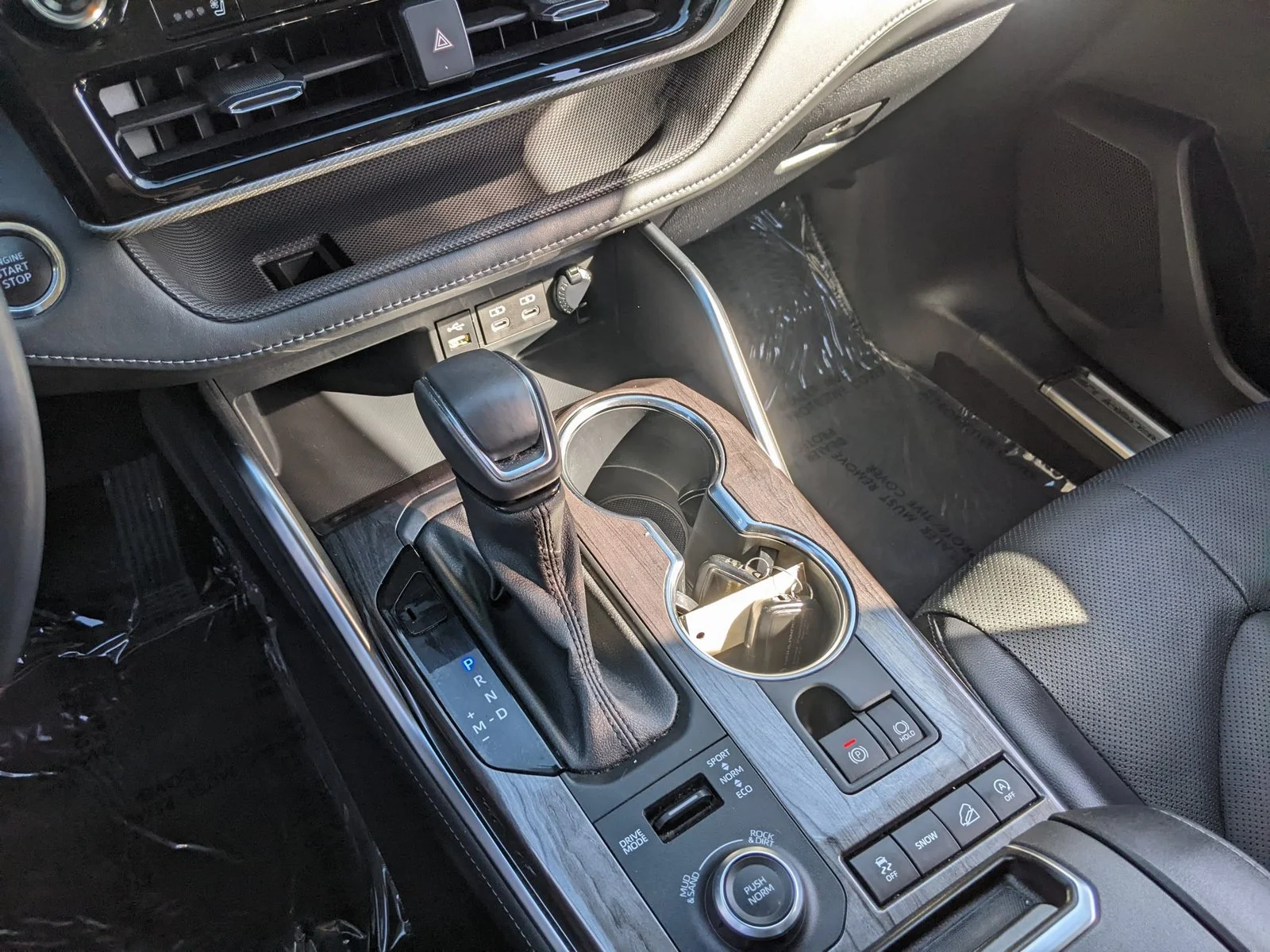 Used 2022 Celestial Silver Metallic Toyota Platinum image 12