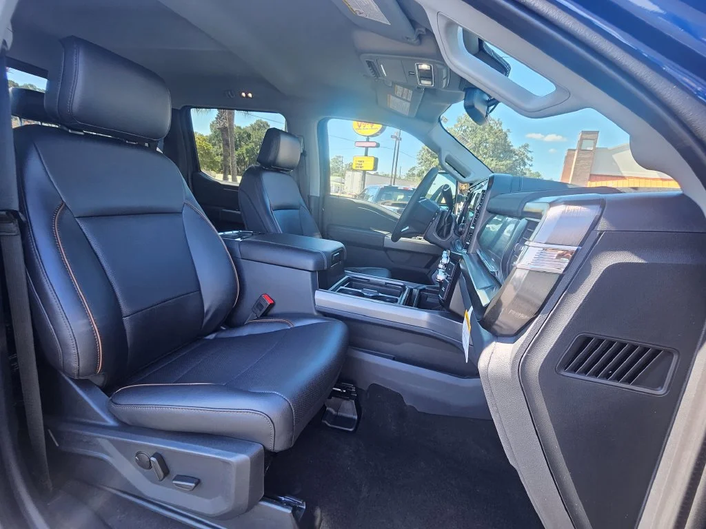 New 2027 Neptune Blue Ford F-250® Lariat® image 28