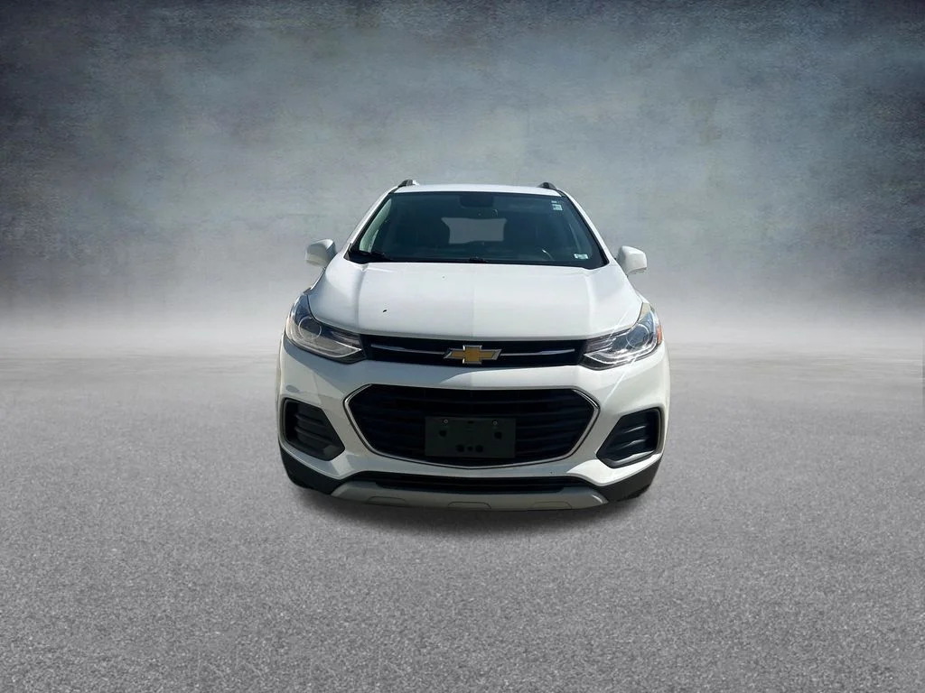 Used 2020 White Chevrolet LT image 9