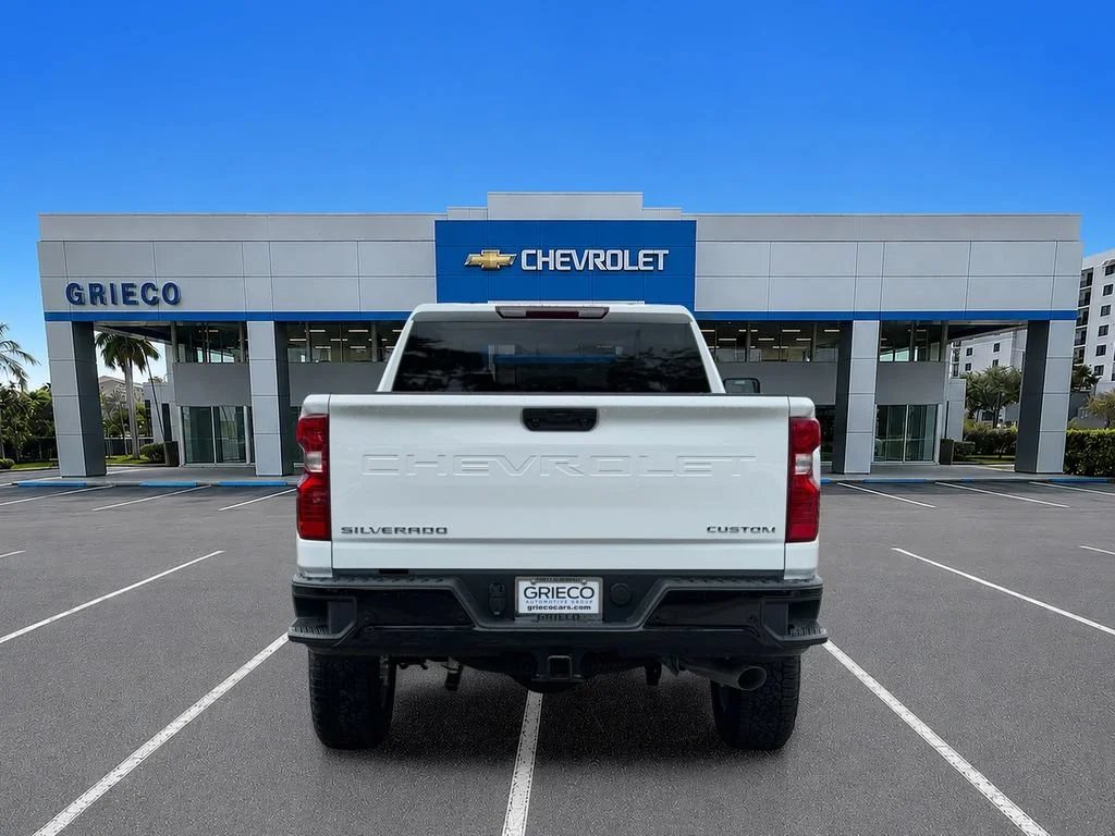 New 2026 Summit White Chevrolet Custom image 6