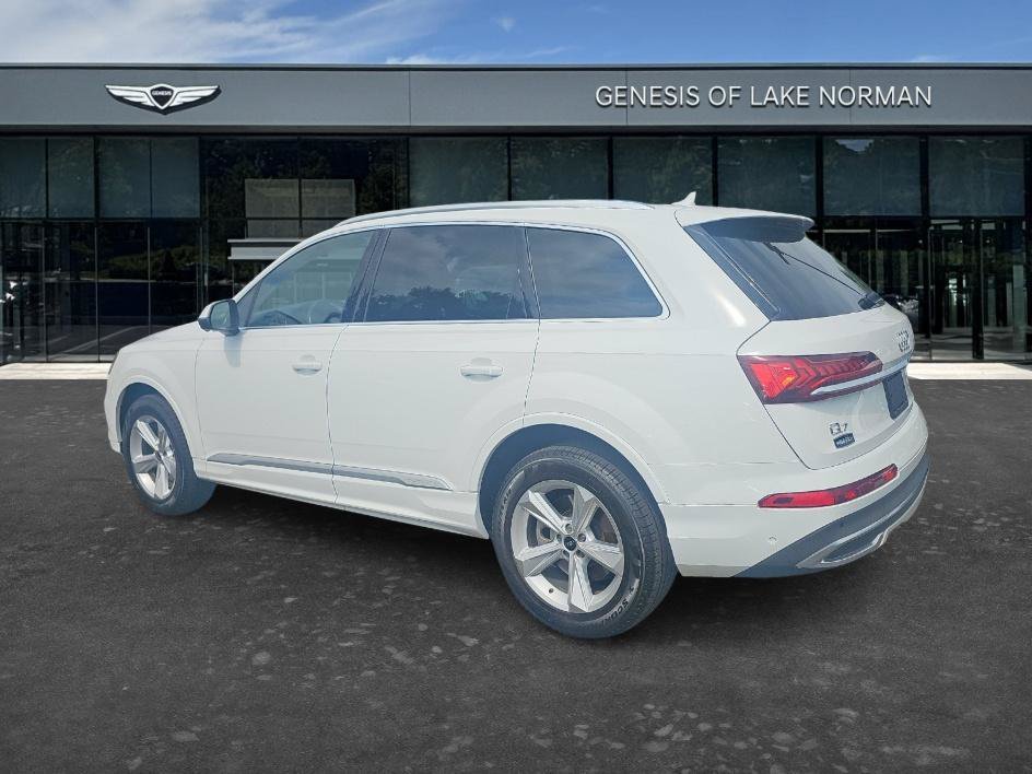 Used 2022 Carrara White Audi Premium image 6