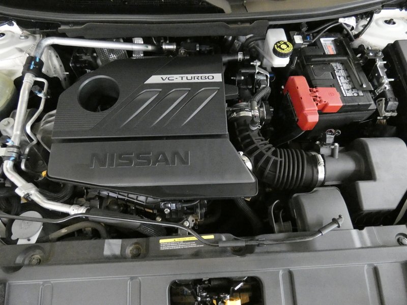 Used 2023 WHITE Nissan FWD SL image 26