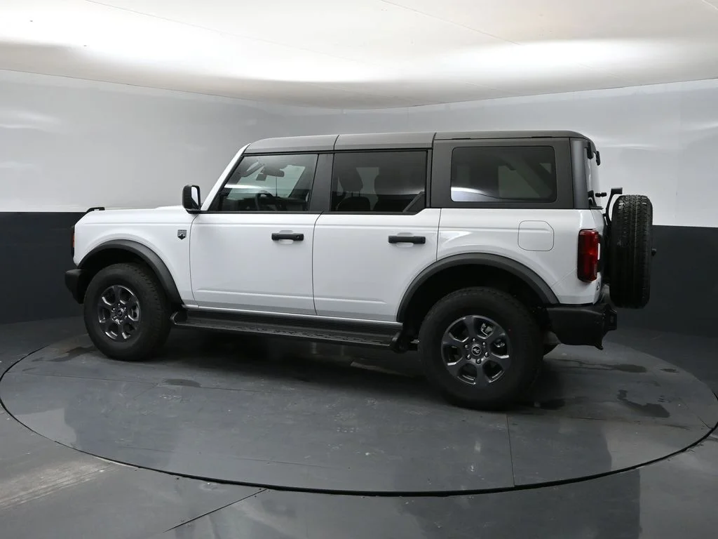 New 2026 White Ford Big Bend image 4