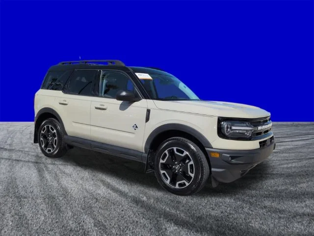Certified Used 2024 Beige Ford Outer Banks image 2