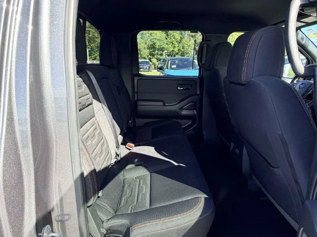 2024 Nissan Frontier PRO-4X - Photo 11