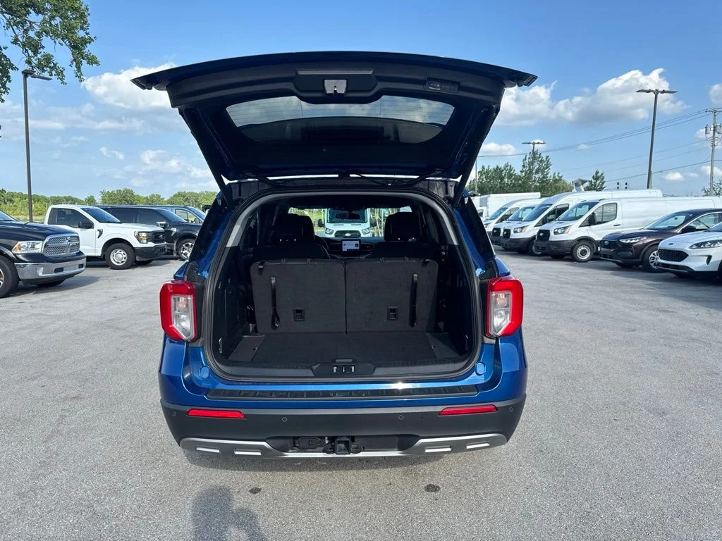 Certified Used 2023 Blue Metallic Ford XLT image 45