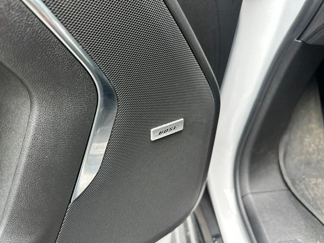 Used 2023 White Chevrolet RST image 34