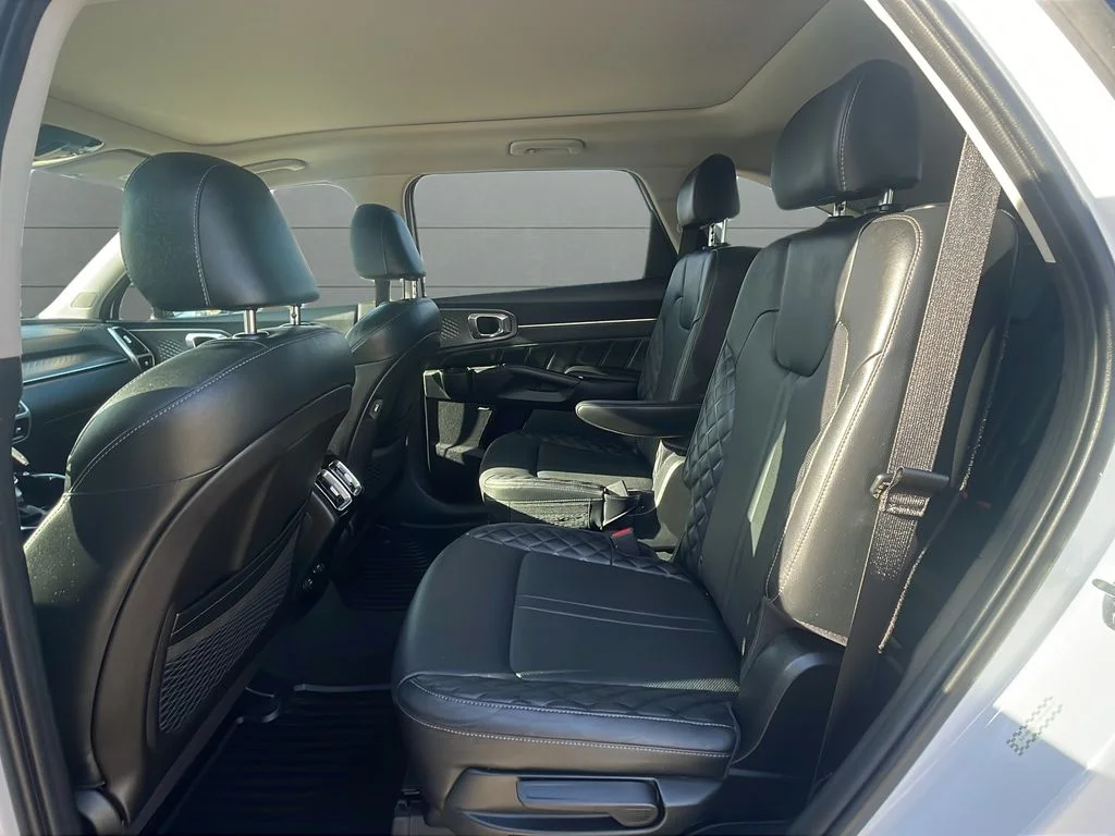 Certified Used 2021 White Kia SX-Prestige image 17