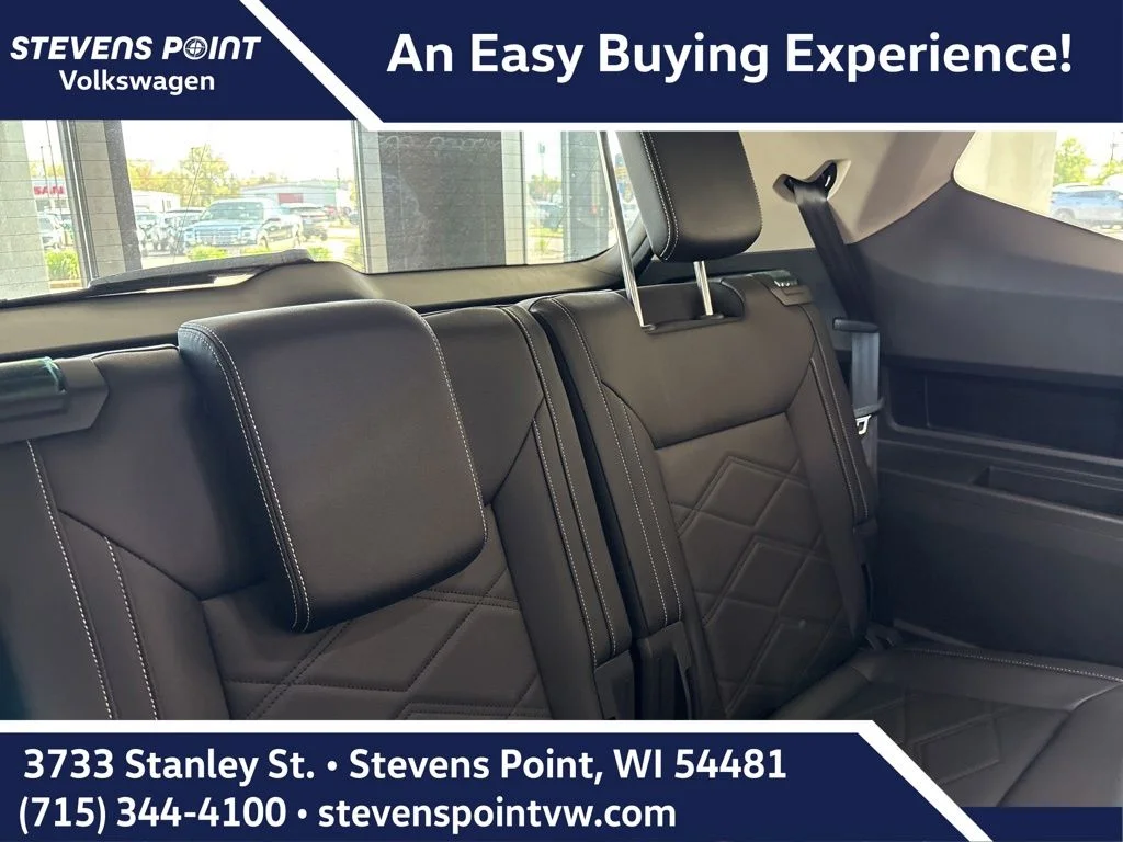 New 2026 Silver Mist Metallic Volkswagen 2.0T SE w/Technology image 24