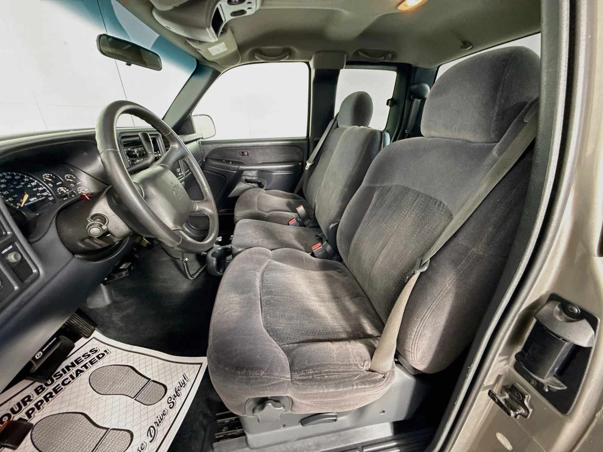 Used 2002 Light Pewter Metallic Chevrolet LS image 18