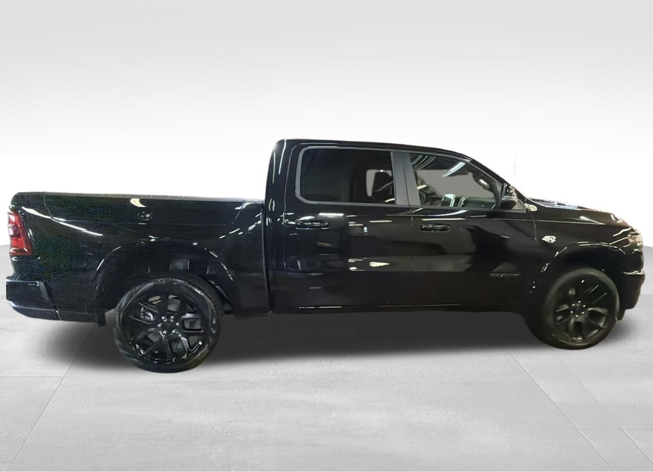New 2026 Diamond Black Crystal Pearl-Coat Exterior Paint RAM Laramie image 7