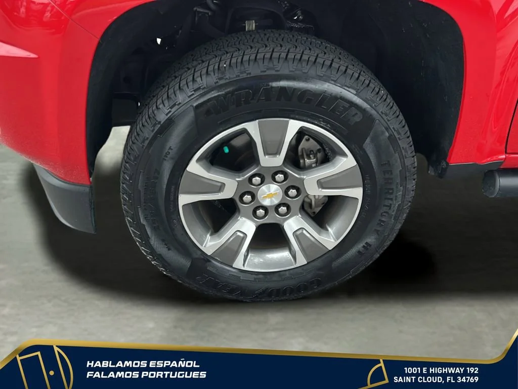Used 2019 RED HOT Chevrolet 2WD Z71 image 29