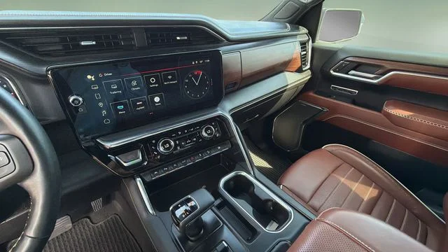 Used 2024 Silver GMC Denali Ultimate image 25
