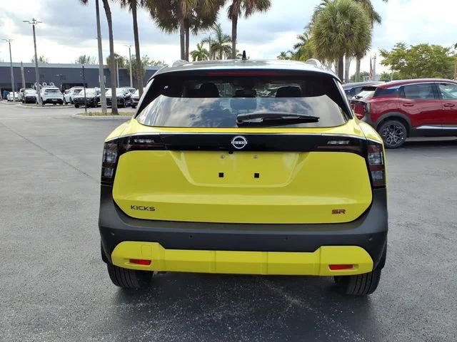 New 2026 Yuzu Yellow Metallic / Super Black Two-tone Nissan SR image 13