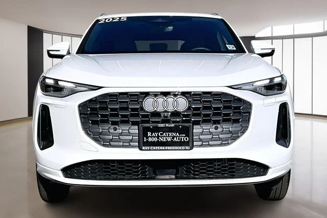 Used 2025 White Audi 2.0T Premium image 2