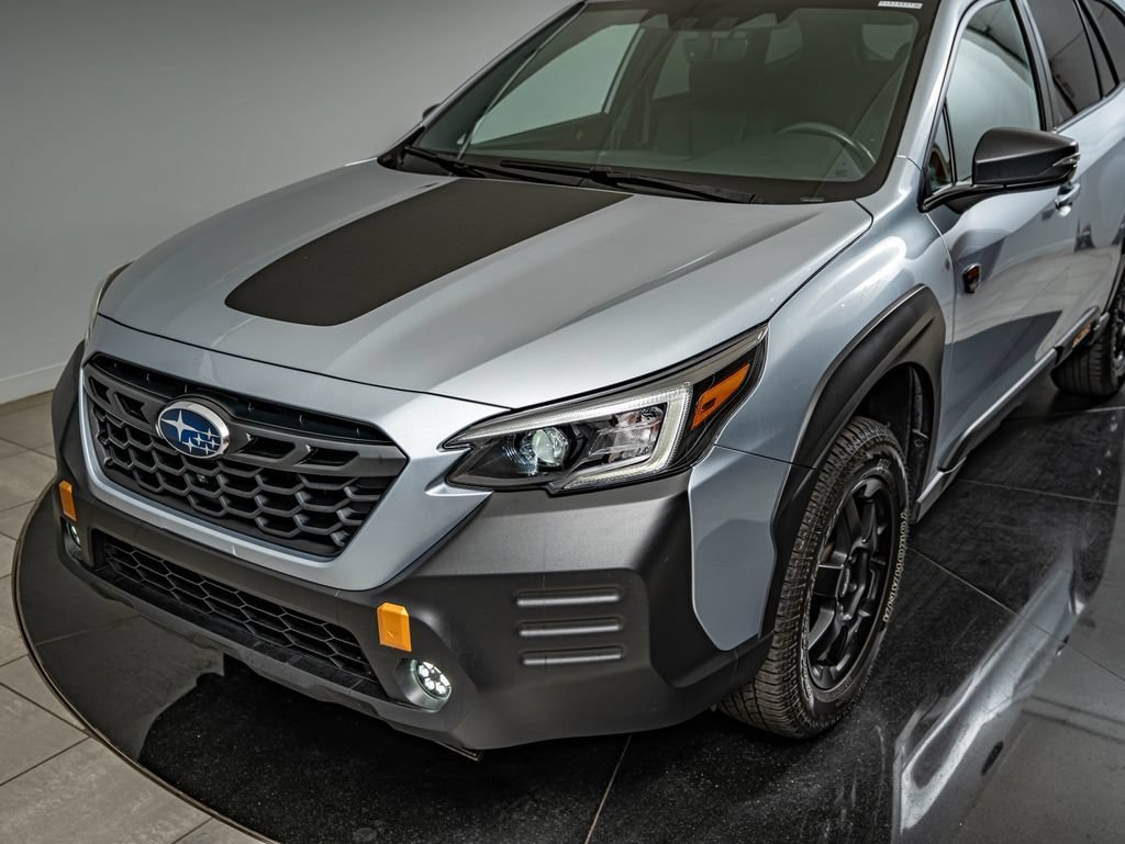 Used 2023 Ice Silver Metallic Subaru Wilderness image 15
