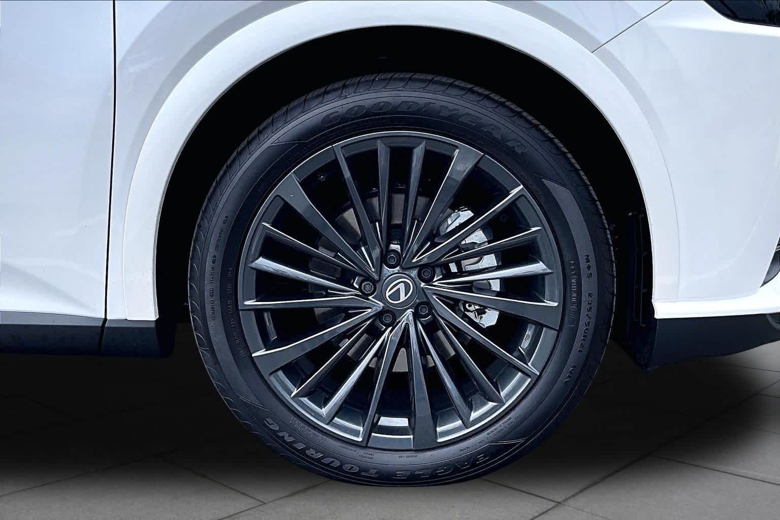 2026 Lexus RX 350 Premium - Photo 9