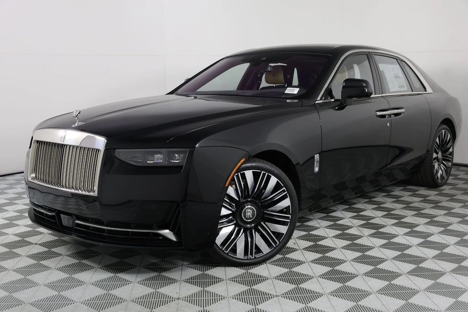 New 2026 Black Diamond Rolls-Royce  image 40