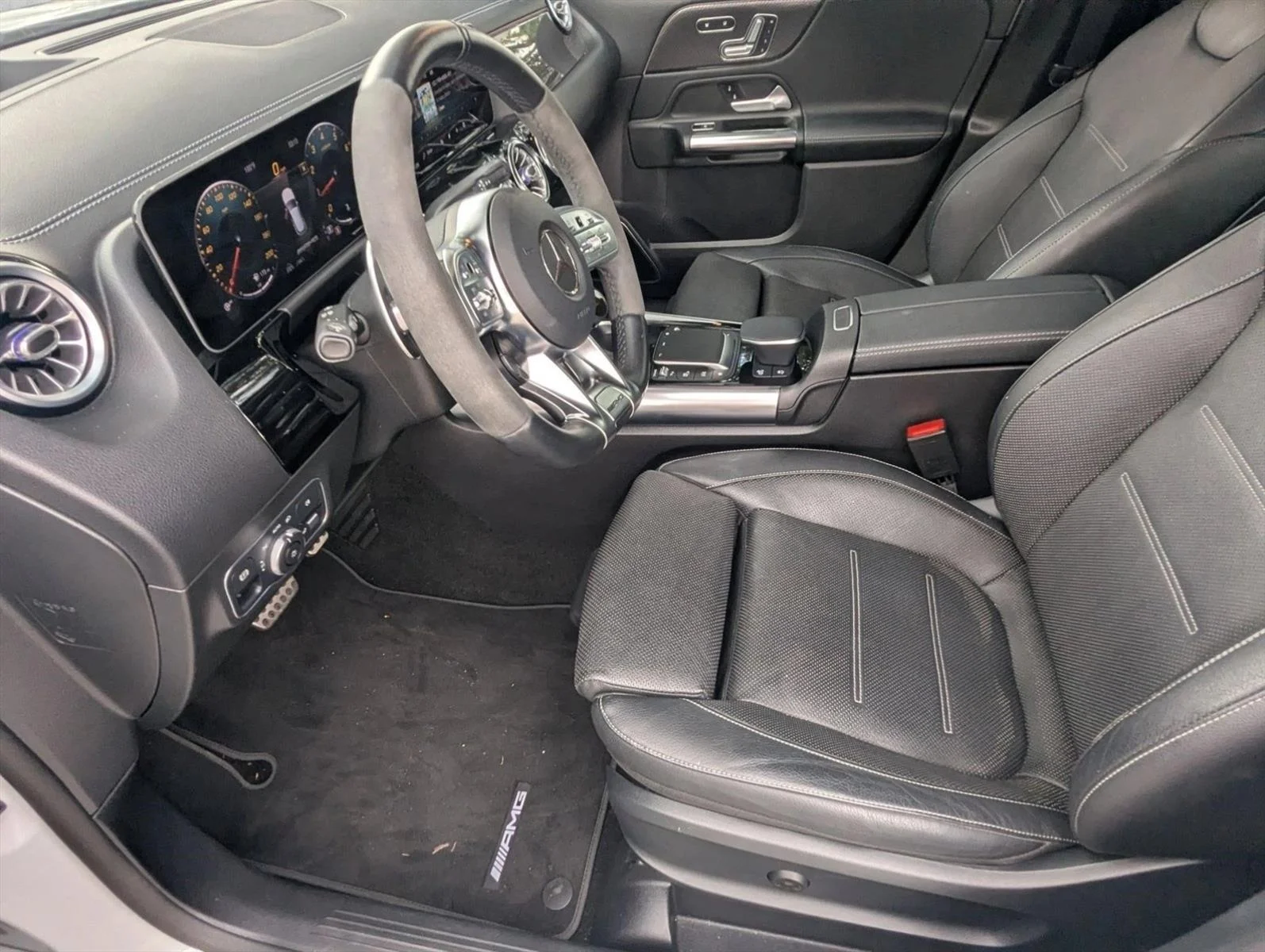 Used 2021 Digital White Metallic Mercedes-Benz AMG® GLA 45 image 17