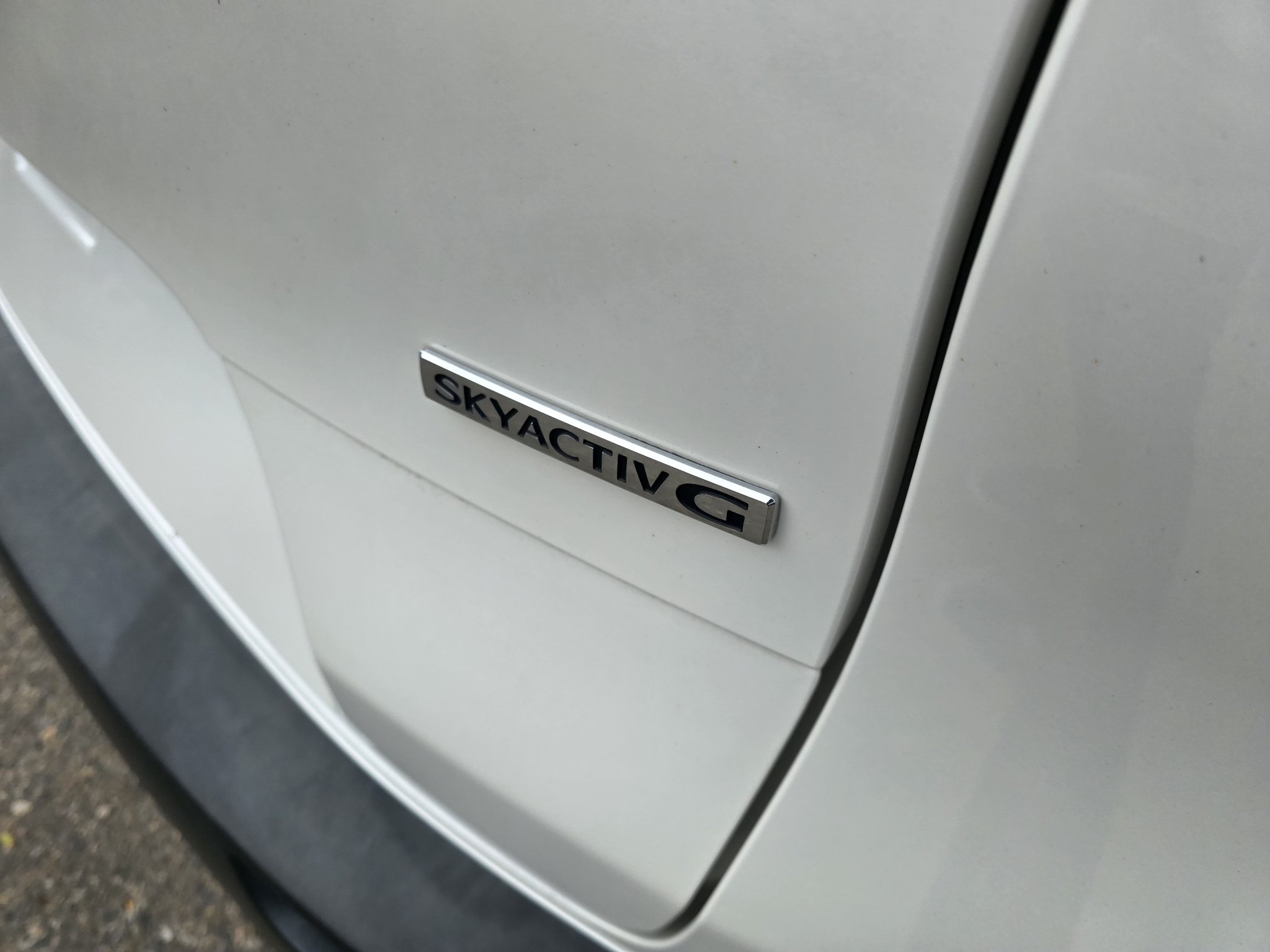 Used 2023 Snowflake White Pearl Mica Mazda 2.5 S Select Package image 11