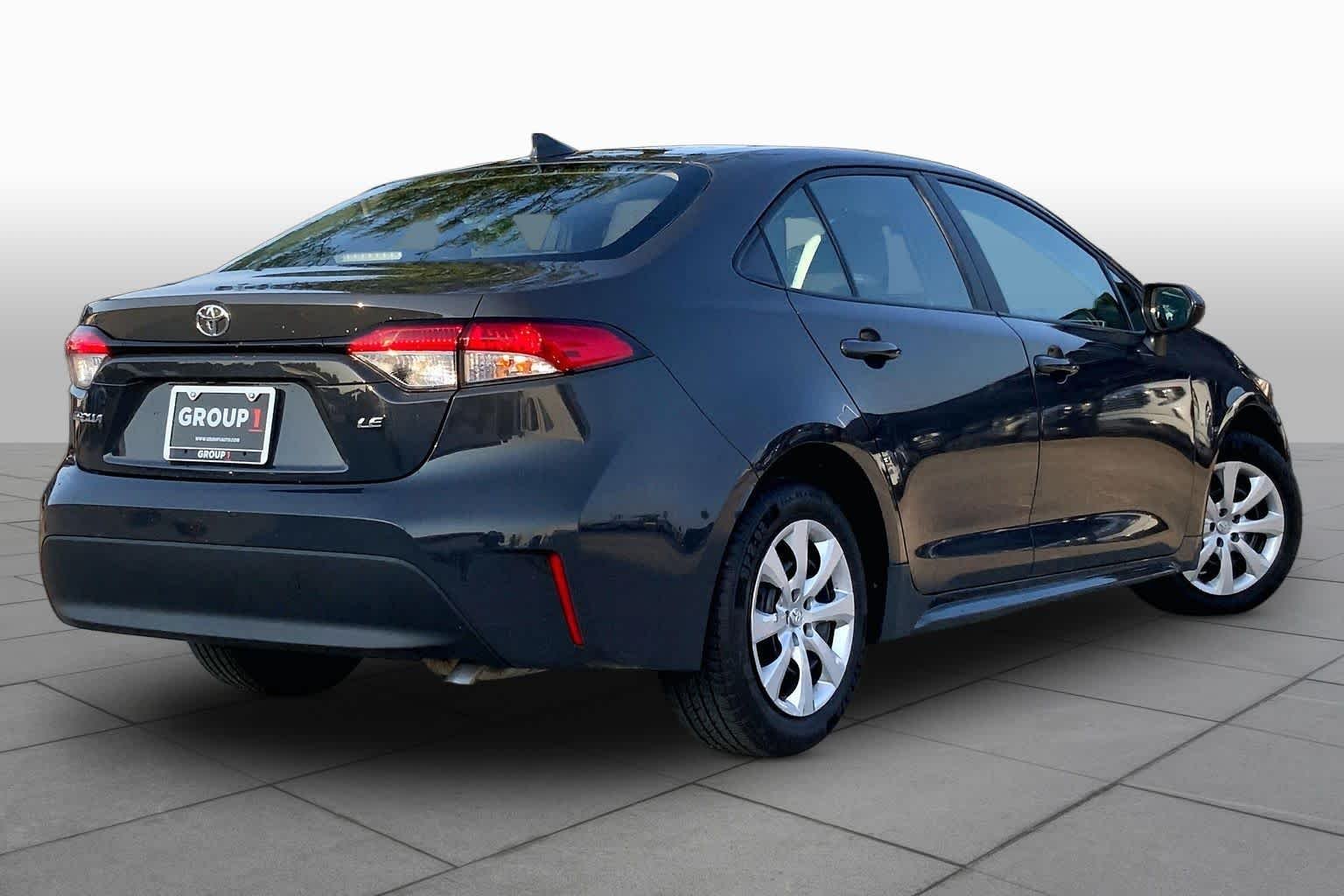 Used 2025 Underground Toyota LE image 13