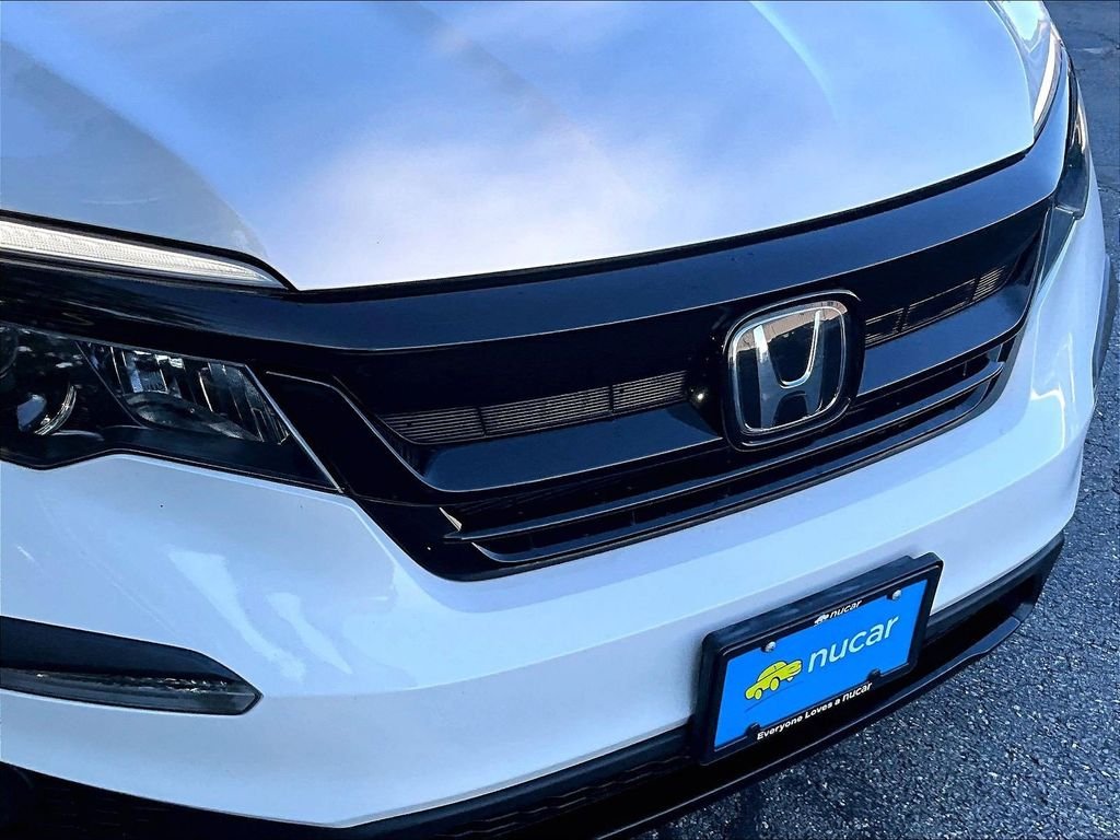 Used 2022 White Honda Special Edition image 31