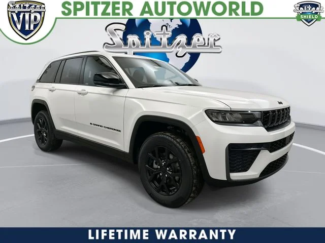 2026 Jeep Grand Cherokee Laredo Altitude