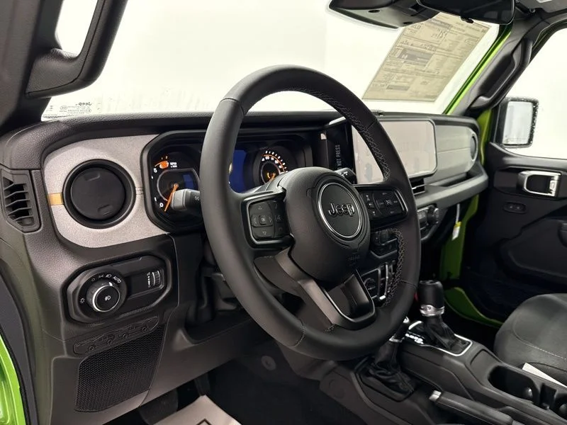 New 2026 Mojito Clear-Coat Exterior Paint Jeep Sport S image 18