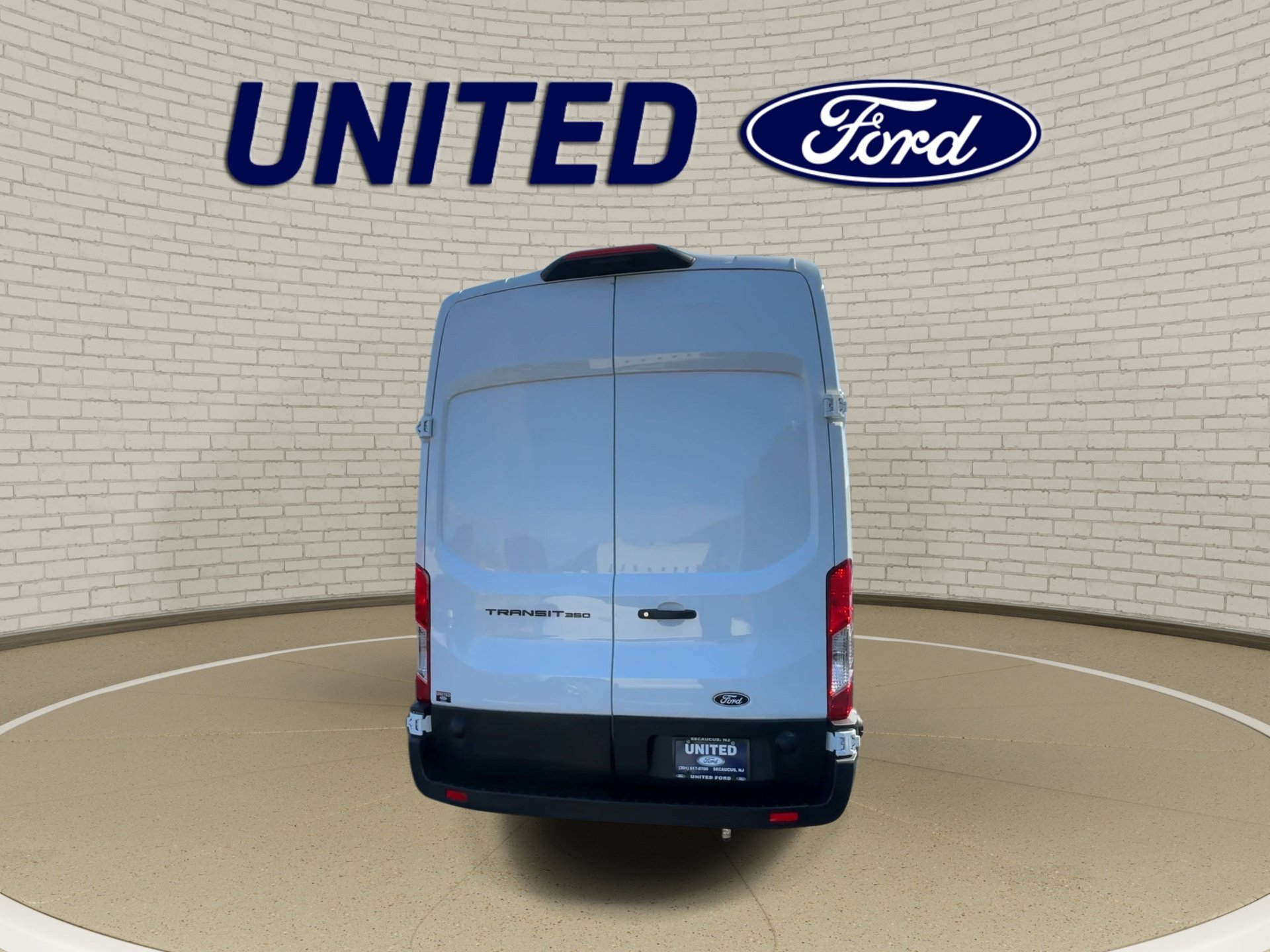New 2026 Oxford White Ford Cargo Van image 7