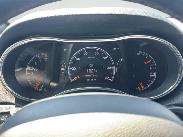 Used 2020 Gray Jeep Limited image 23