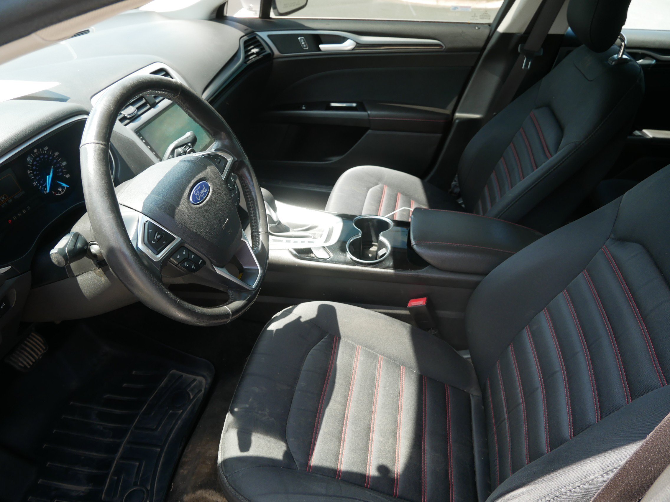 Used 2014 White Ford SE image 11