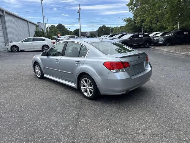 Used 2013 Silver Subaru 2.5i image 7