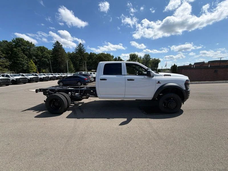 New 2026 Bright White Clearcoat RAM Tradesman image 2