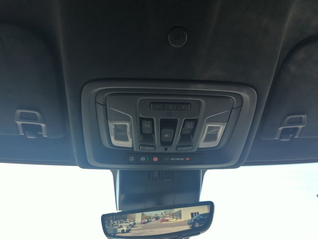 Used 2026 White GMC Denali Ultimate image 27