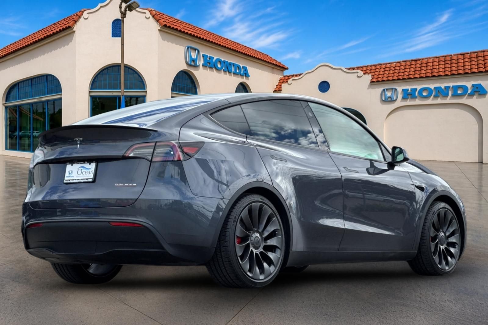 Used 2023 Midnight Silver Metallic Tesla Performance image 4