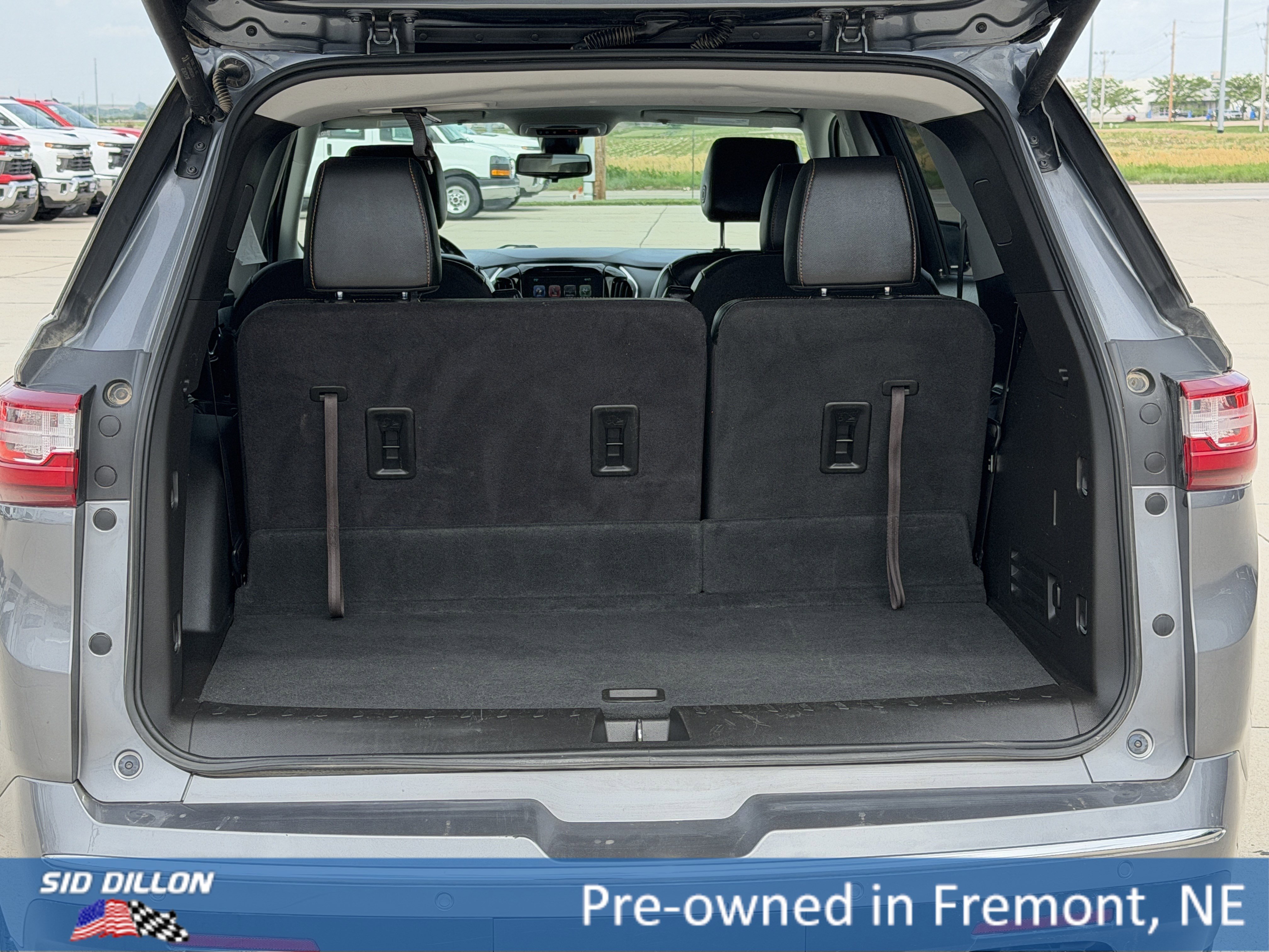 Used 2019 Satin Steel Metallic Chevrolet Premier image 5