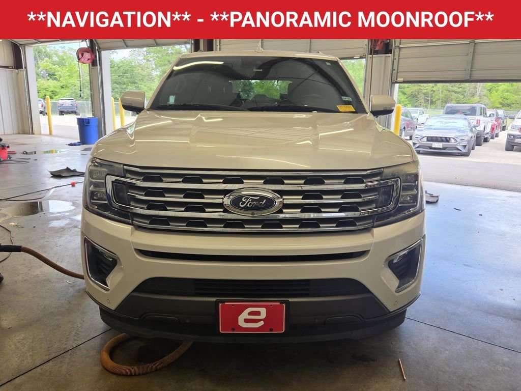 Used 2018 White Platinum Tri-Coat Metallic Ford Limited image 2