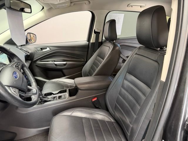 Used 2018 Magnetic Ford Titanium image 16