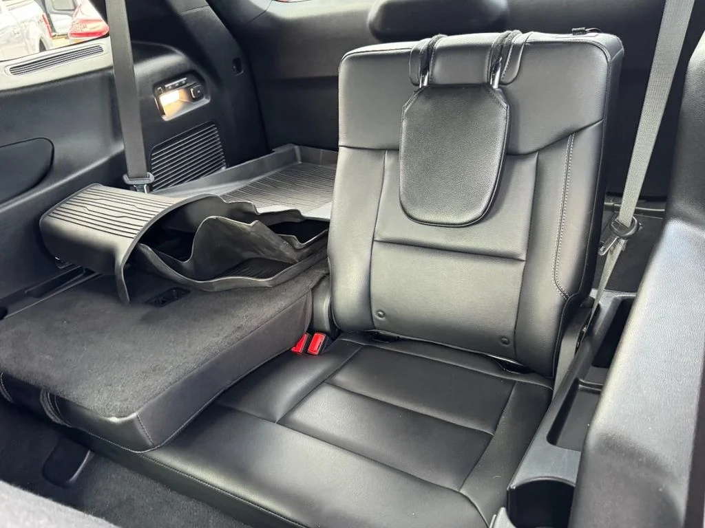 Used 2020 Agate Black Metallic Ford Limited image 12