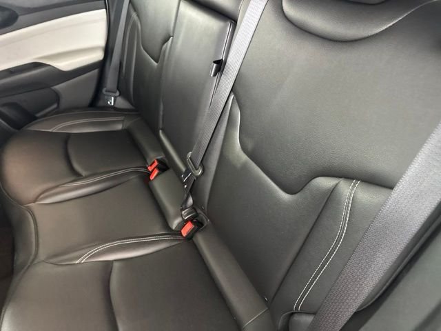 Used 2025 Silver Jeep Limited image 30