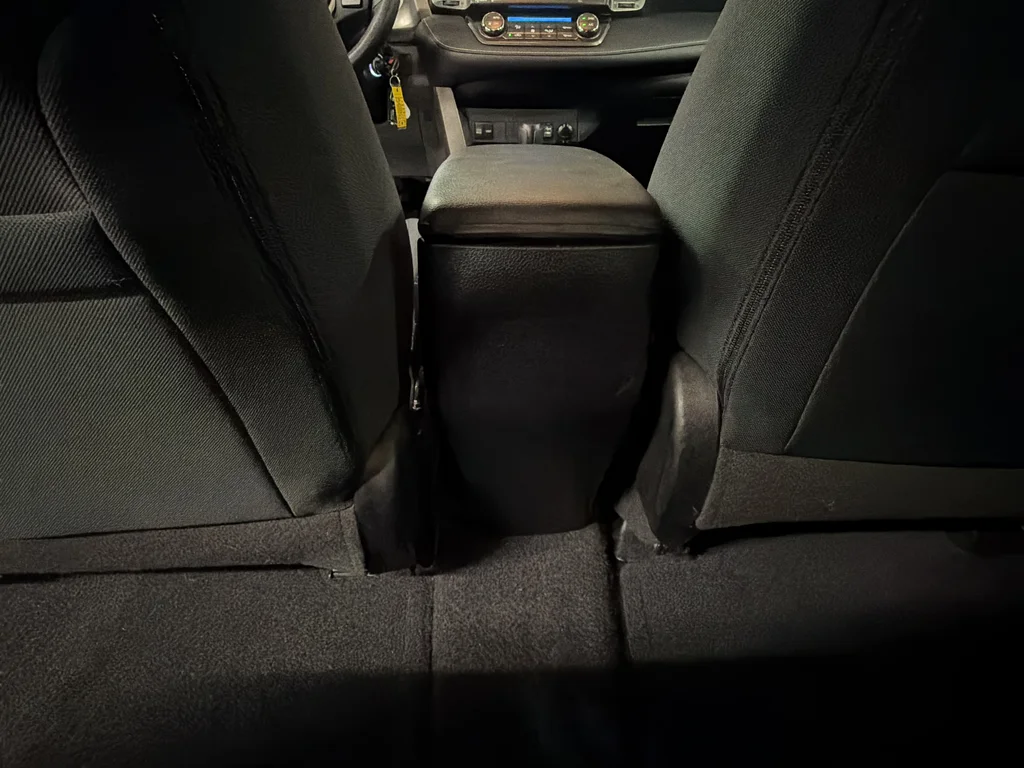 Used 2015 Blue Toyota XLE image 32