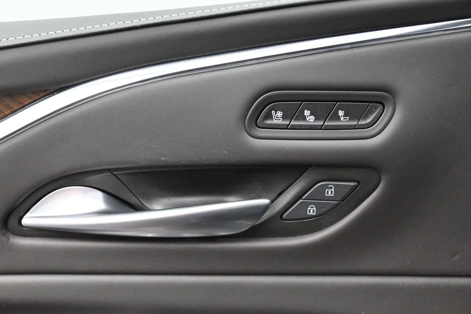Used 2024 Galactic Gray Metallic Cadillac Premium Luxury Platinum image 14