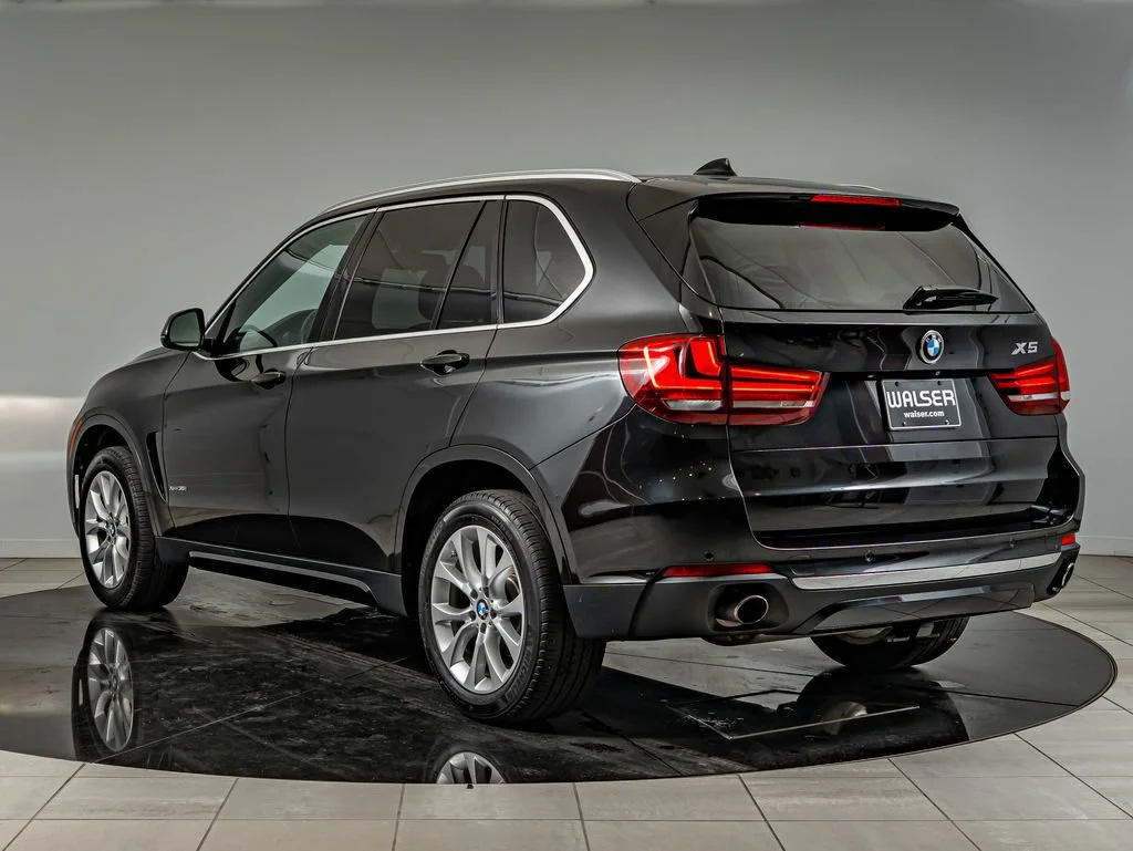 Used 2015 Black Sapphire Metallic BMW xDrive35i image 7