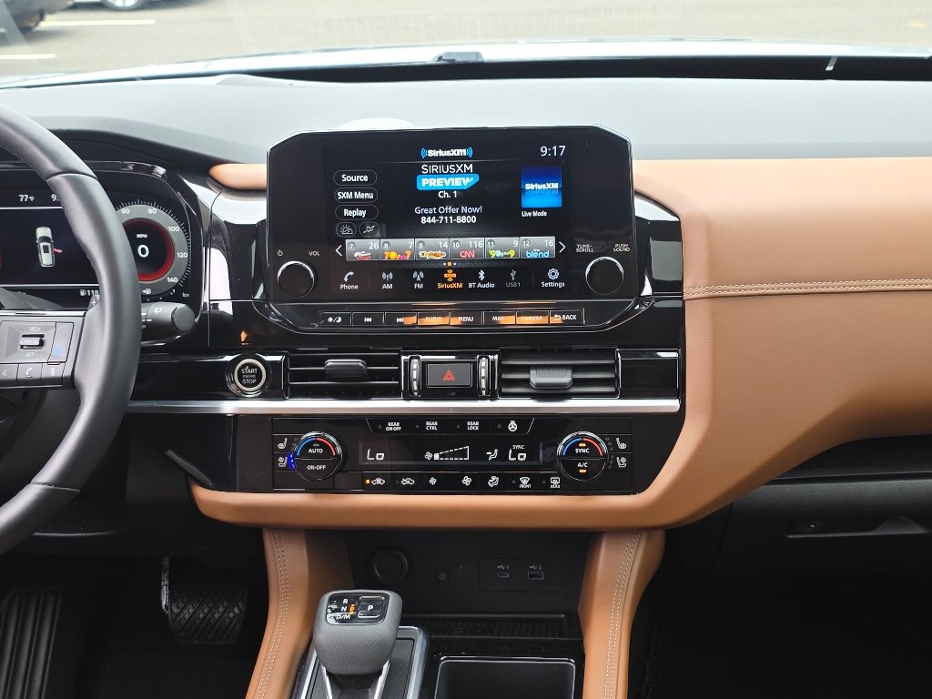 Used 2023 Boulder Gray Pearl Nissan Platinum image 3