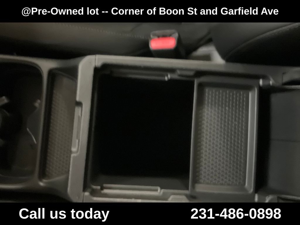 Used 2024  Honda EX-L image 24