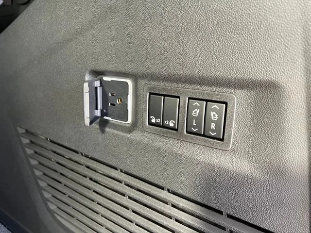 New 2026 Glacier White Tricoat GMC Denali image 43
