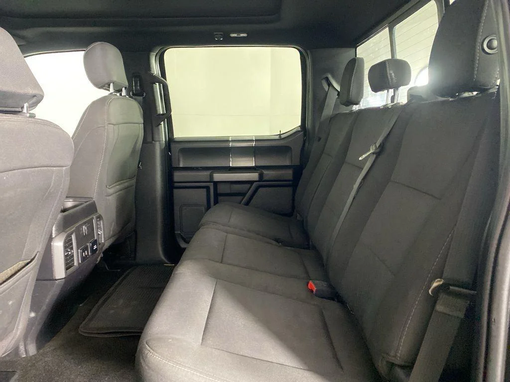Used 2019 Black Metallic Ford XLT image 28