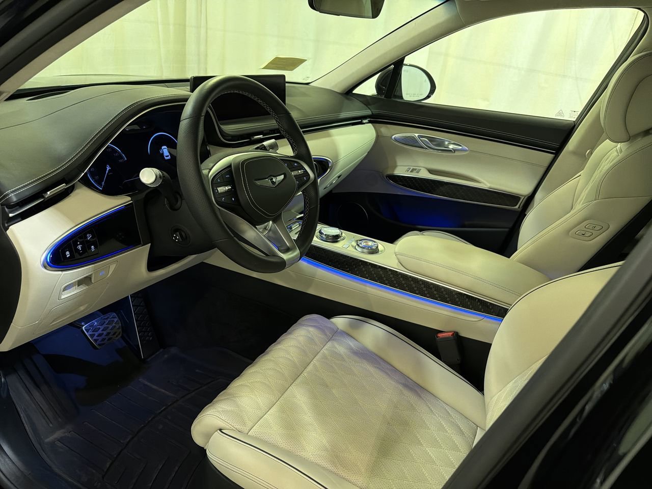 2025 GENESIS GV70 Sport - Photo 14