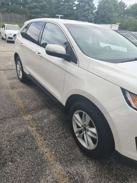 Used 2018 White Ford SEL image 4